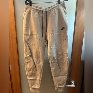 Nike Sportswear Tech Fleece Men’s Joggers Size Large